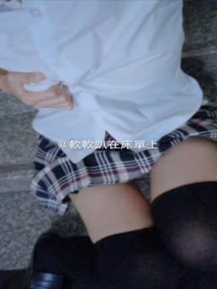 镜前骑乘内射白丝极品少女